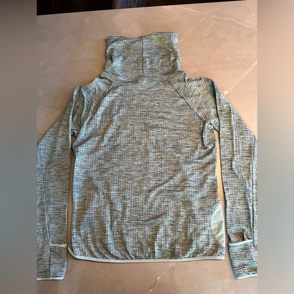 Nike Dri-fit Pullover, size M - Picture 2 of 7